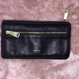 Black fossil wallet